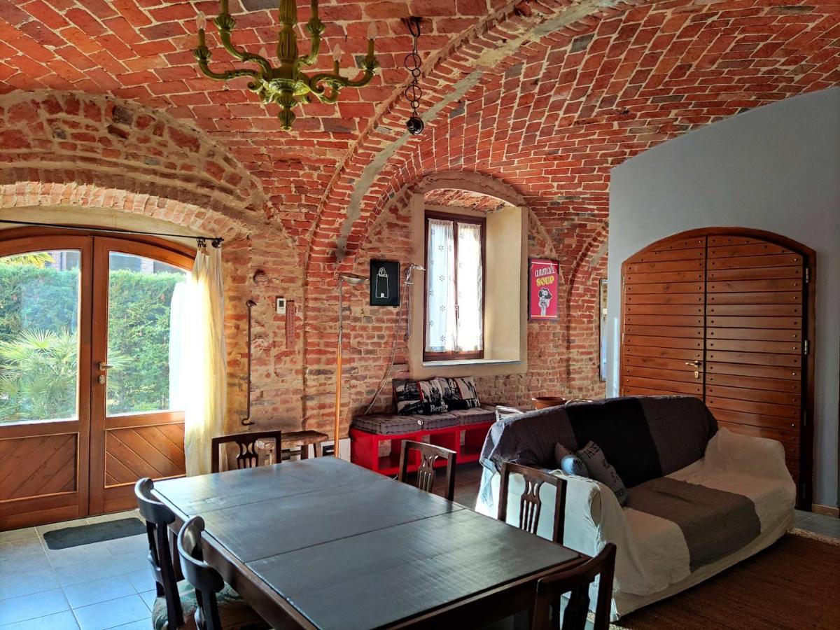 Corte Dell'Uva Belveglio Buitenkant foto